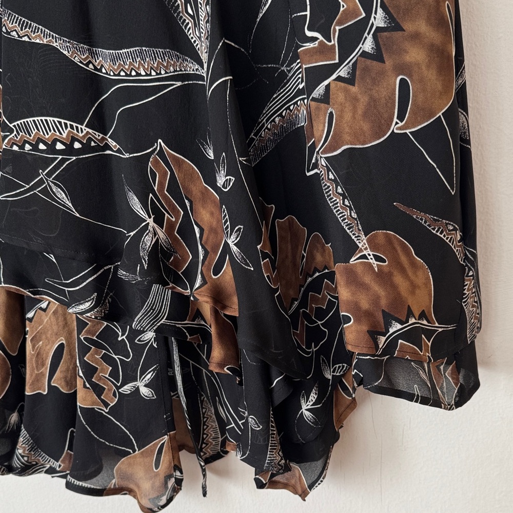 Chico's 100% Silk Flowing Midi Skirt in Black & Brown Floral Design. Medium - Picture 5 of 14